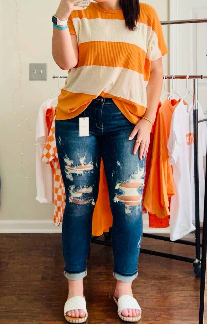 NEW JUDY BLUE distressed boyfriend jeans in dark blue